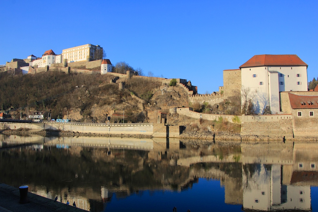 ausblick-donauseite-altstadt-hotel1.jpg